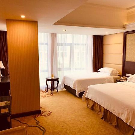 סונג ג'יאנג Vienna Hotel Shanghai Happy Valley מראה חיצוני תמונה